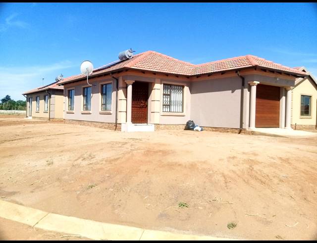 240M² VACANT LAND FOR SALE IN SHARON PARK